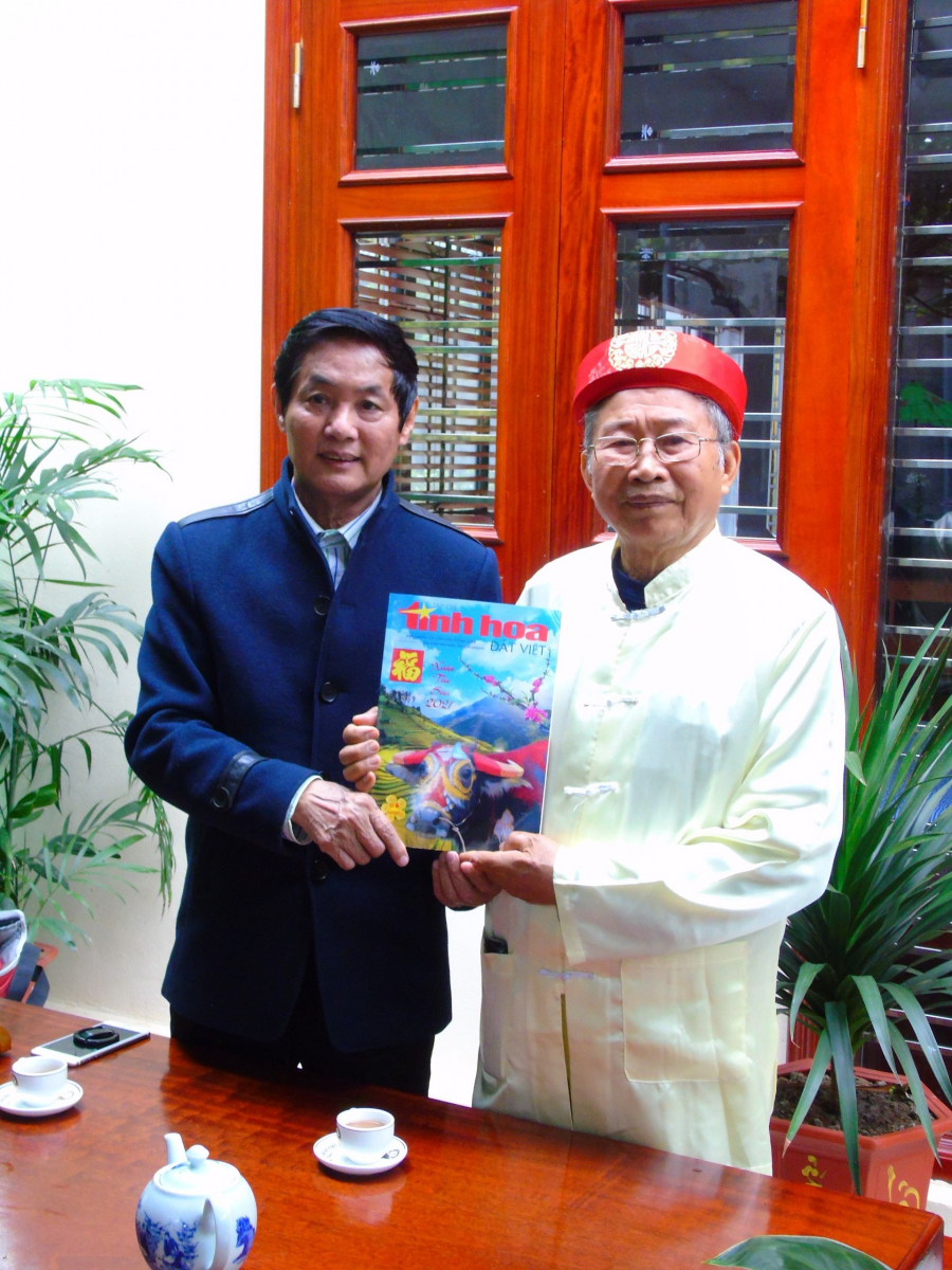 Gia đình Nghệ nhân, đồng thầy Hoàng Ngọc Viện – Bốn đời nối tiếp gìn giữ tín ngưỡng thờ Mẫu