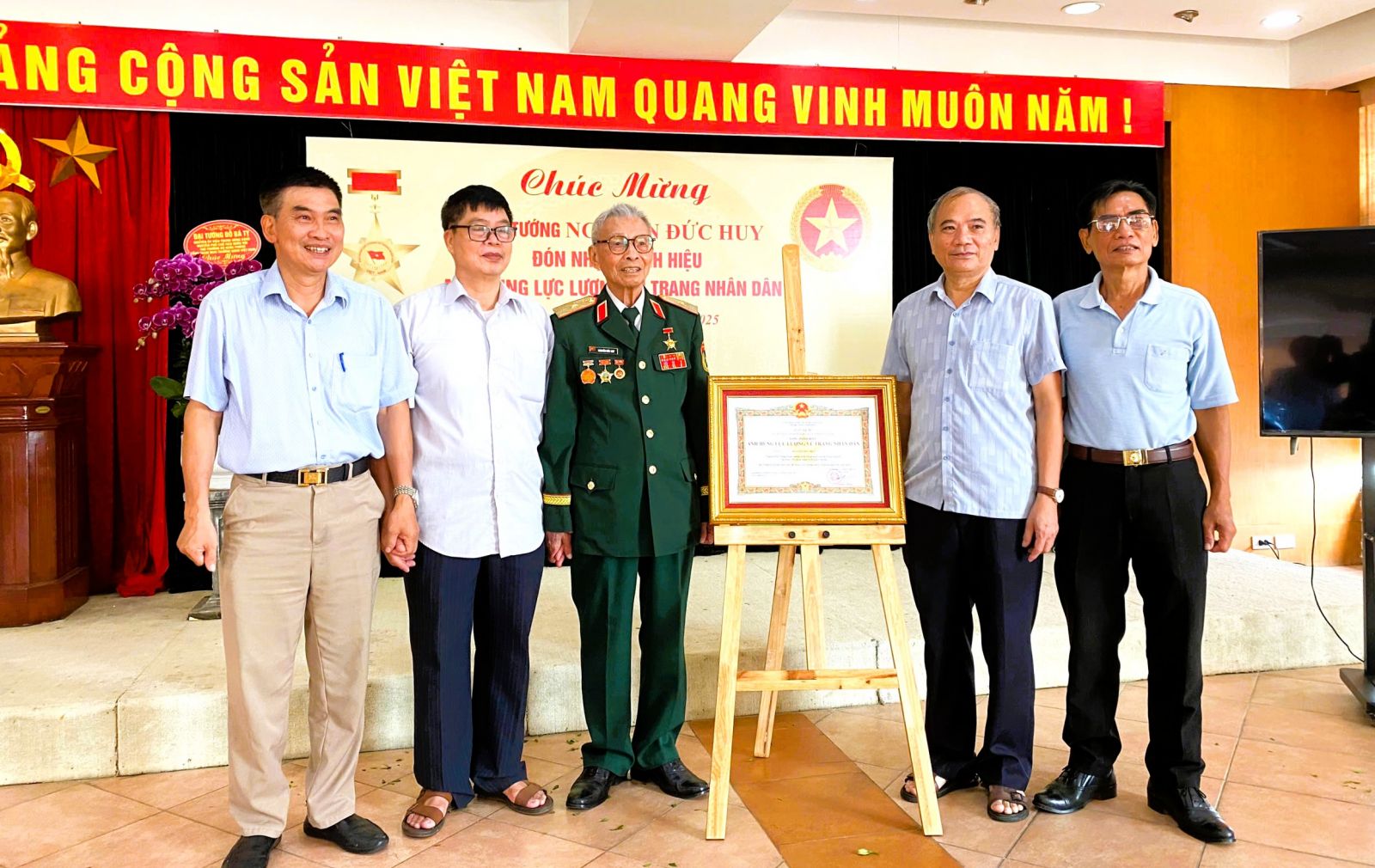  Thiếu tướng Anh hùng LLVTND Nguyễn Đức Huy: VỊ TƯỚNG TRÍ DŨNG, THỦY CHUNG CÙNG ĐỒNG ĐỘI