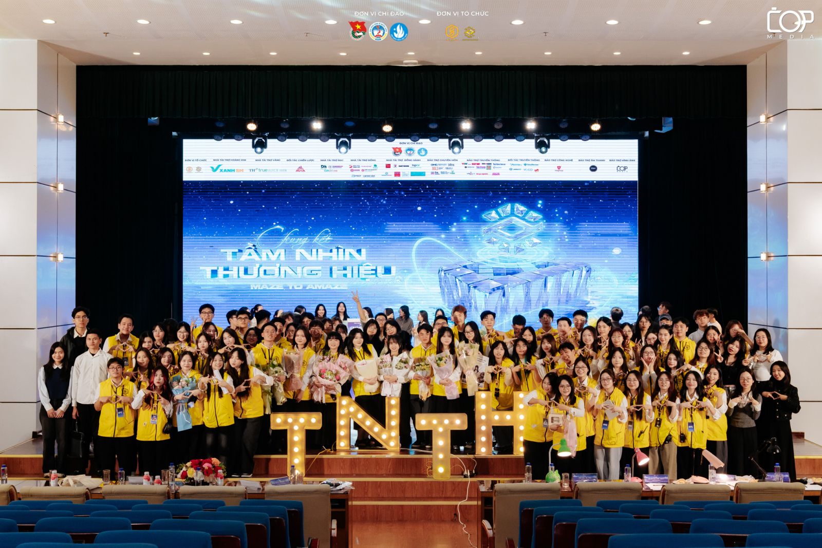  CHUNG KẾT TẦM NHÌN THƯƠNG HIỆU 2025 MAZE TO AMAZE