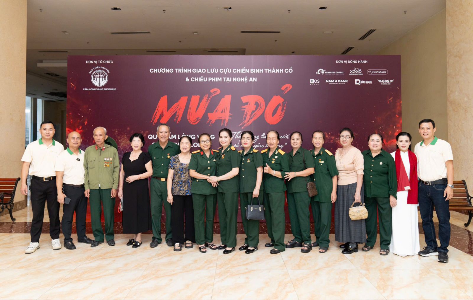  Quỹ Tấm lòng vàng SUNSHINE GLOBAL tri ân, tôn vinh cựu chiến binh Thành cổ Quảng Trị