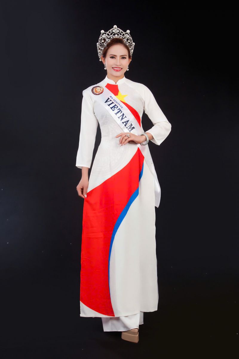 Doanh nhân Nguyễn Thị Huệ tham dự Mrs Gold Heritage International 2026