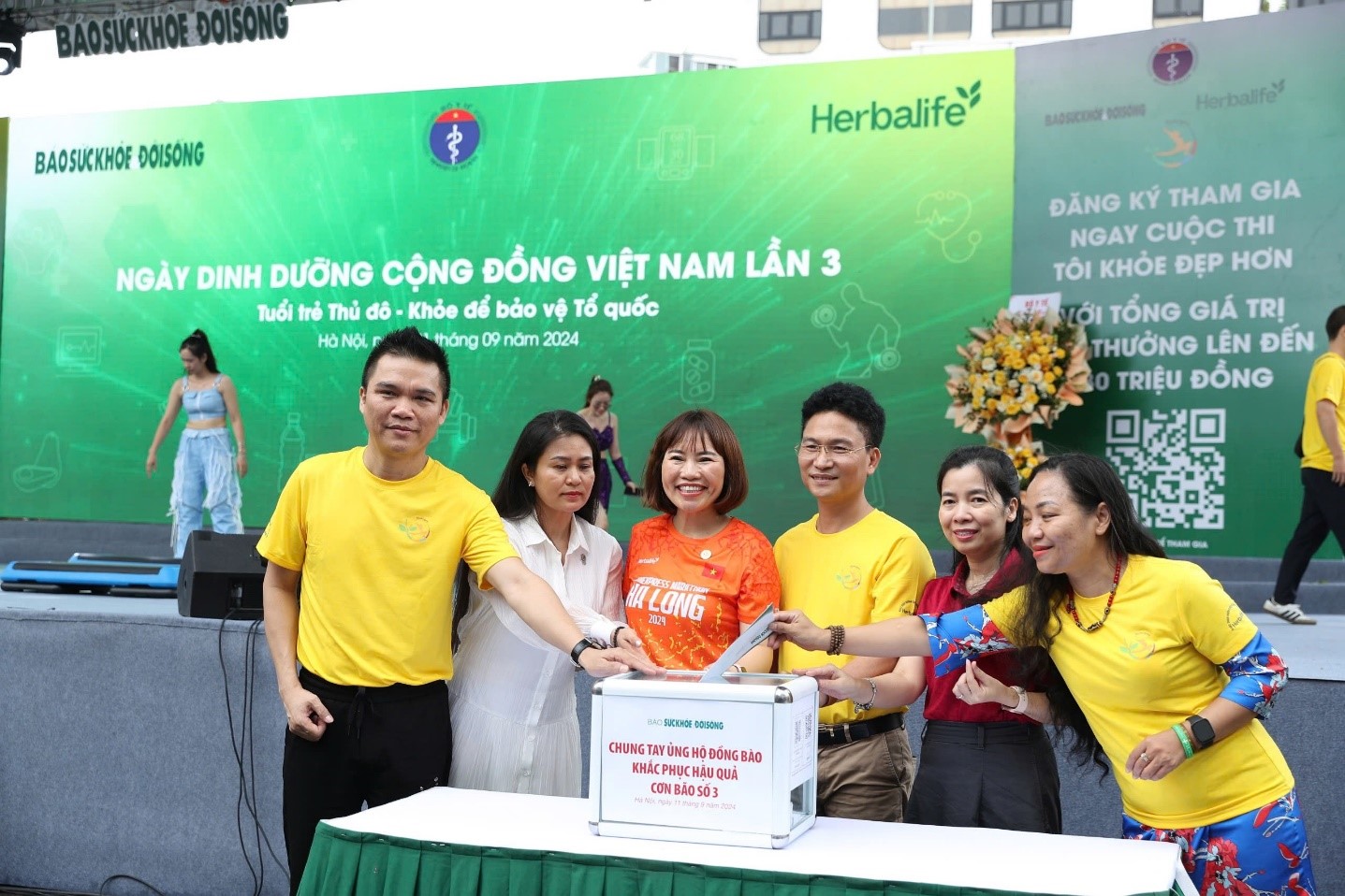 Thiết thực Kỷ niệm 70 năm Ngày giải phóng Thủ đô (10/10/1954*2024) - Herbalife Việt Nam và Ngày Dinh Dưỡng Cộng Đồng Việt thúc đẩy lối sống năng động lành mạnh.