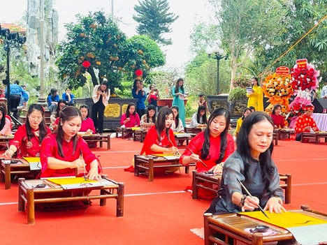 AN HƯNG TỔ CHỨC LỄ KHAI BÚT XUÂN BÍNH NGỌ 2026 VÀ PHÁT ĐỘNG PHONG TRÀO XÂY DỰNG QUỸ KHUYẾN HỌC,  KHUYẾN TÀI