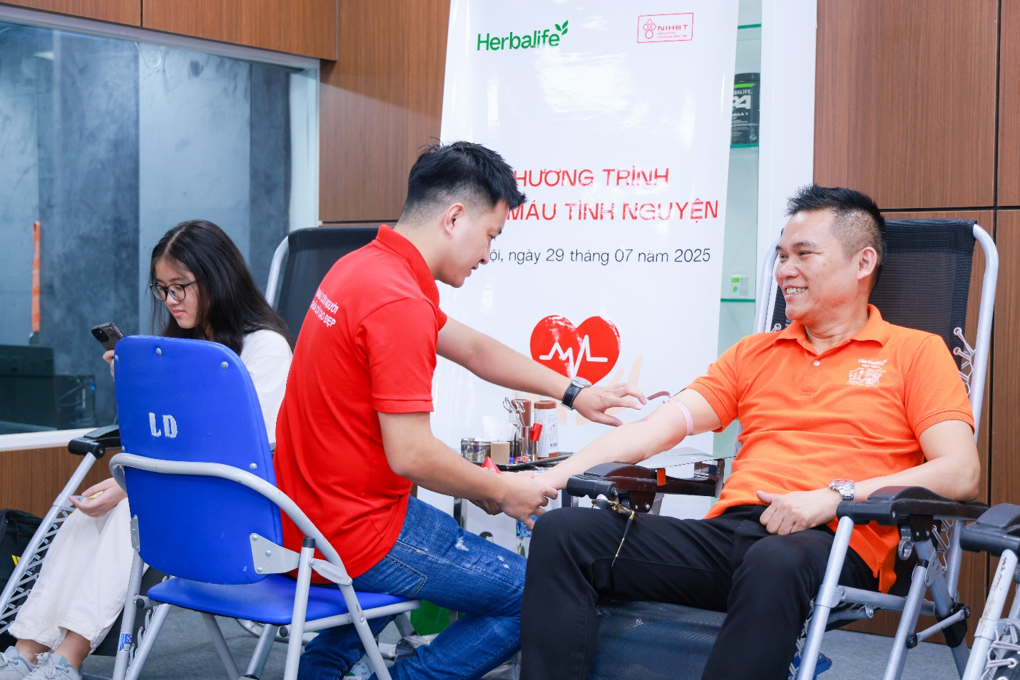  Herbalife Việt Nam tổ chức Ngày Hiến Máu Tình Nguyện 2025 tại TP. Hồ Chí Minh và Hà Nội, tiếp nhận 286 đơn vị máu