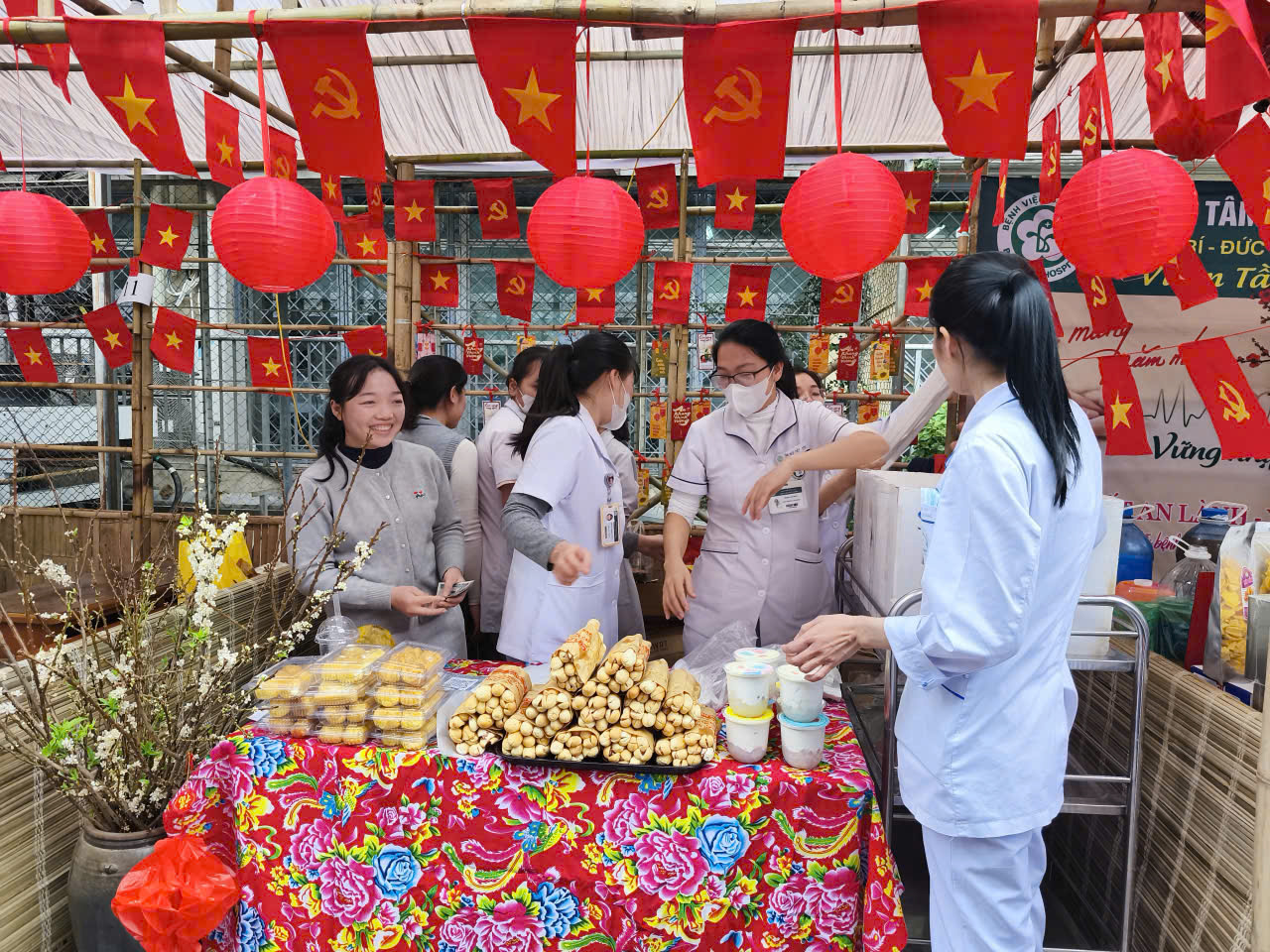  Giữ Tết cho người bệnh !